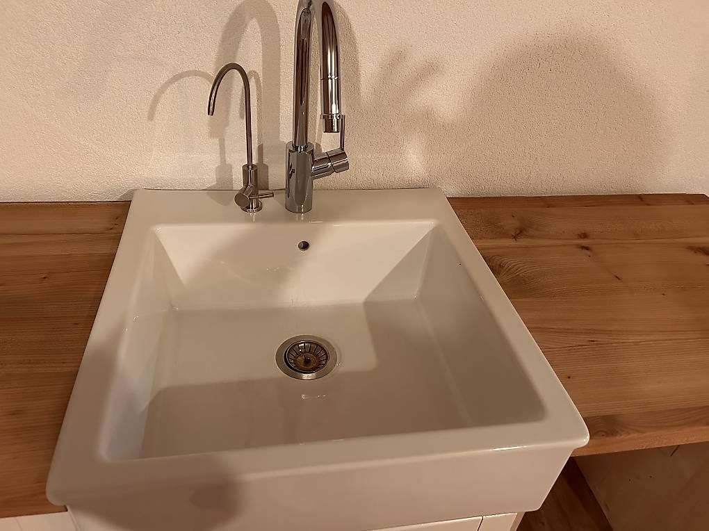 Cucine complete: Kleine Küche mit Waschbecken  – Usato da Ebnat-Kappel venduto da mic_2pwc 2