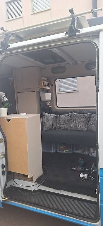 Veicoli da campeggio: Camper MERCEDES-BENZ 211 CDI – Usato da Uznach venduto da tanjarueegg04 3