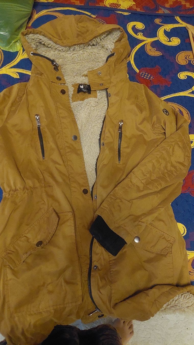 C&A Giacche: Winterjacke gr.36/C&A Jacke,gut erhalten – Usato da Basel venduto da O-MEGA 6