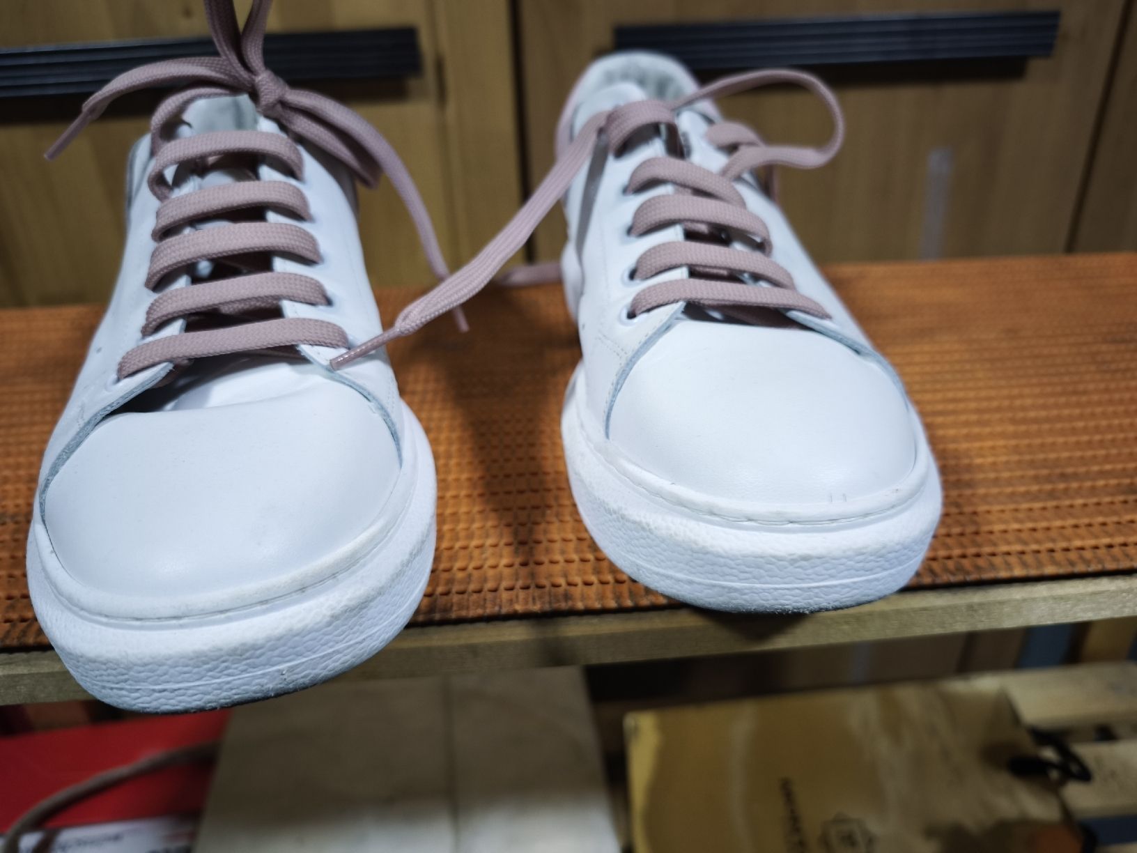 Scarpe da donna: Damenschuh, sneakers ,Imperial – Usato da Stabio venduto da anes71 1