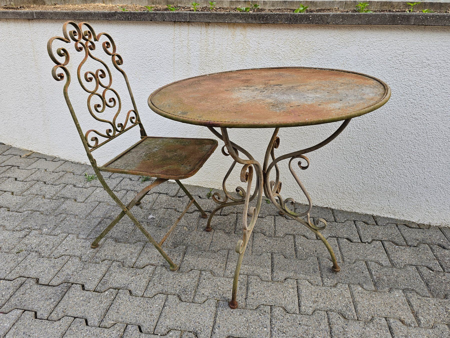 Set di tavolo e panche: Gartentisch und Stuhl Schabby chic – Usato da Villnachern venduto da hasta08 6