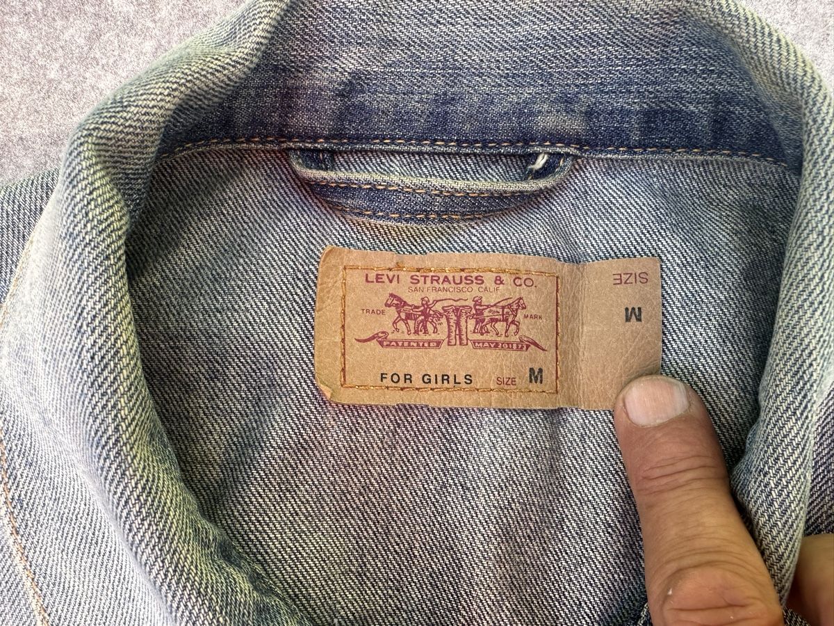 Levi's Giacche & Cappotti: Original Levi's Jeansjacke, Grösse M – Usato da Muenchenstein venduto da Holiduli 1