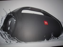 BOOMBOX 2