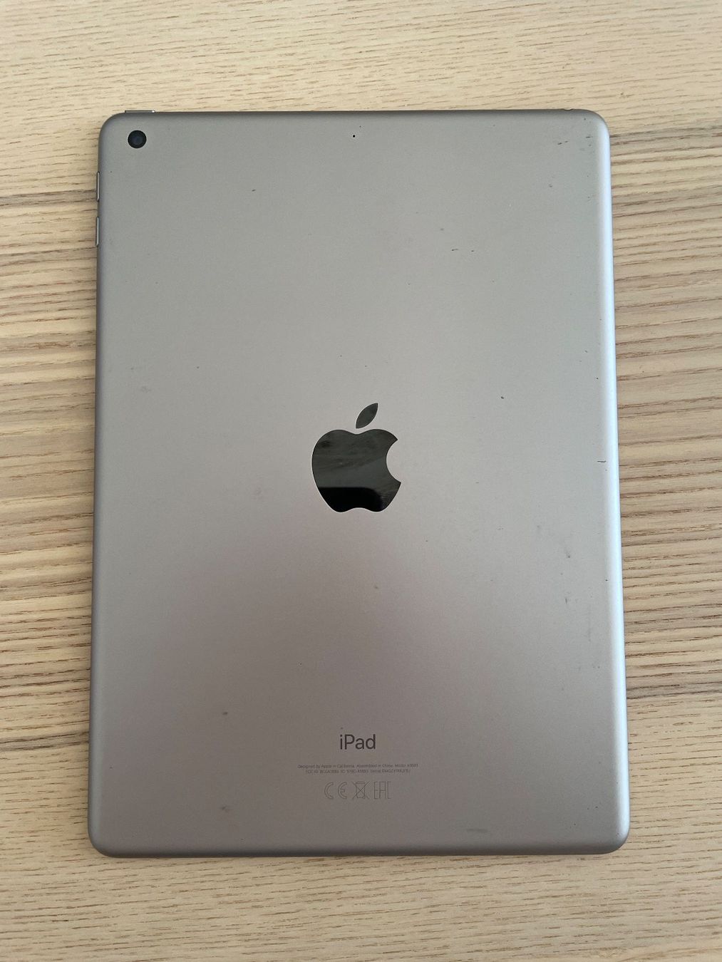 Apple Tablet PC: iPad (6th Generation), 32GB – Usato da Bern venduto da RebSchelling 1