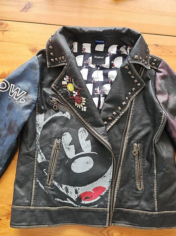 Jacken: Desigual Mickey Maus Jacke Gr. 44 – Gebraucht aus Wittenbach von Handfest 3