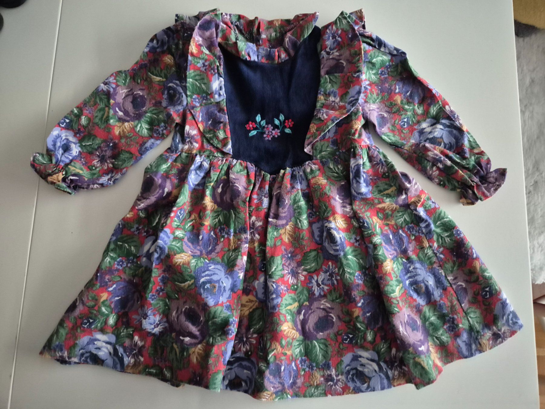 Vestiti & Gonne: Blumiges langarm Kleid Gr. 86 – Usato da Zürich venduto da pau_y8mv
