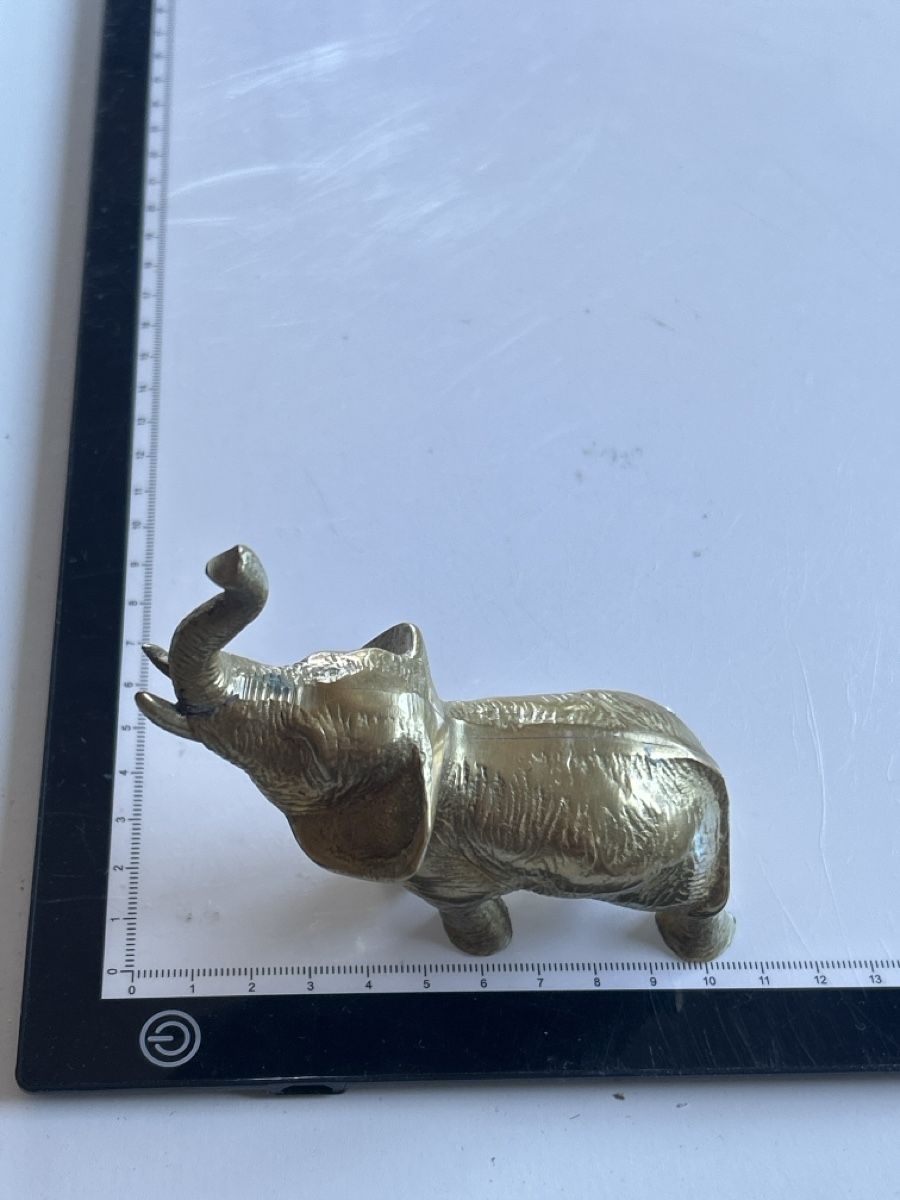 Tutte le decorazioni: Messing Elefant Figur klein (S22) – Usato da Neuenhof venduto da bro_9zsg 3