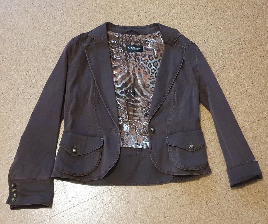 Betty Barclay Giacche: Blazer Betty Barclay, Gr. 40 – Nuovo (secondo la descrizione) da Unterentfelden venduto da LookoutMt 4