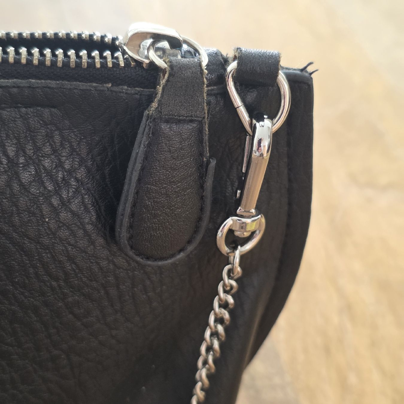 Borse da donna: Tasche schwarz Kunstleder Kette OVS. – Usato da Rheinsulz venduto da Gilea 6
