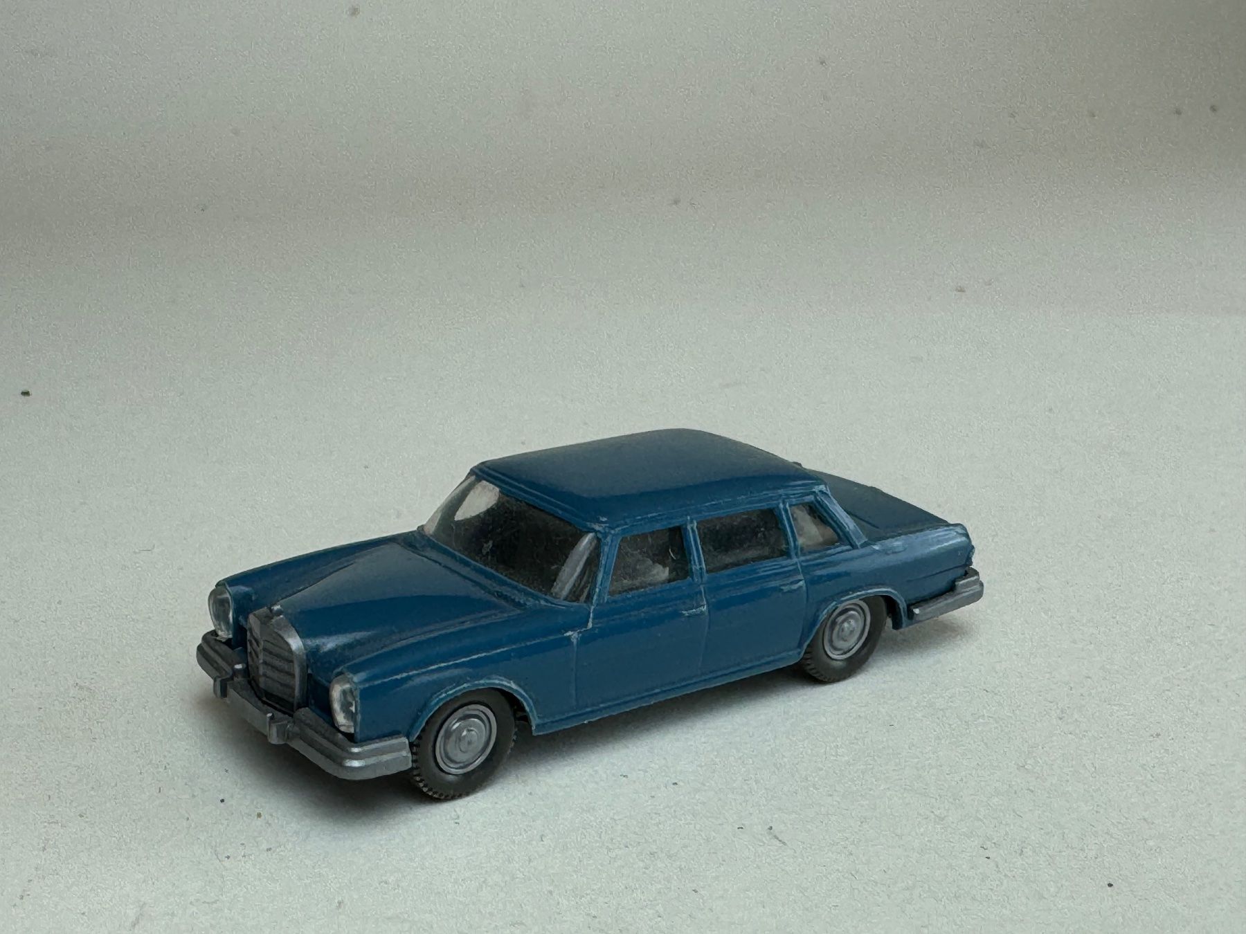 Wiking Modellautos: Wiking Mercedes 600 Pullmann azurblau – Gebraucht aus Elm von Wikmtz