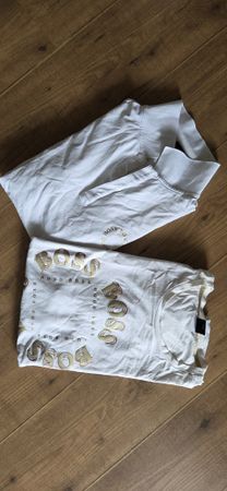 2 Hugo Boss T-Shirt Weiss Gr XXXL. Gut Erhalte.