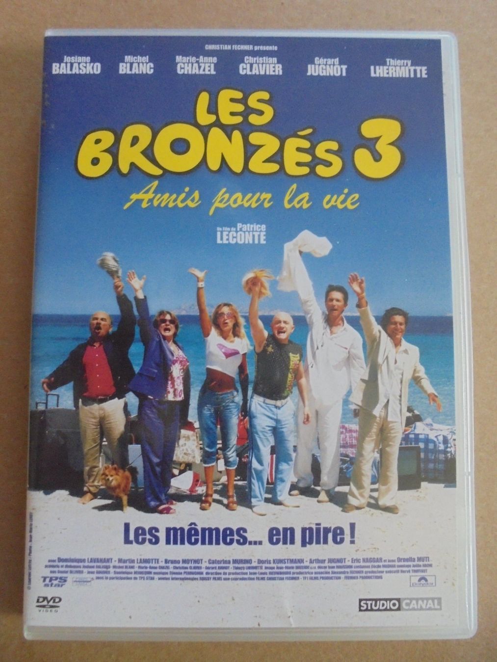 Alle DVDs: Les Bronzés 3 " Amis pour la vie "  / DVD – Gebraucht aus Crissier von Promopost