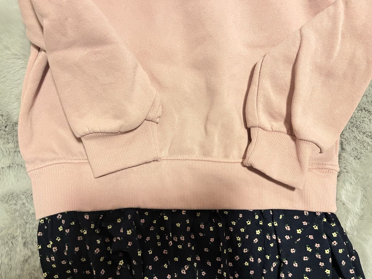 Maglioni & Felpe: Pulli fürs Mädchen Gr. 146 cm – Usato da Salenstein venduto da gal_npx7 2