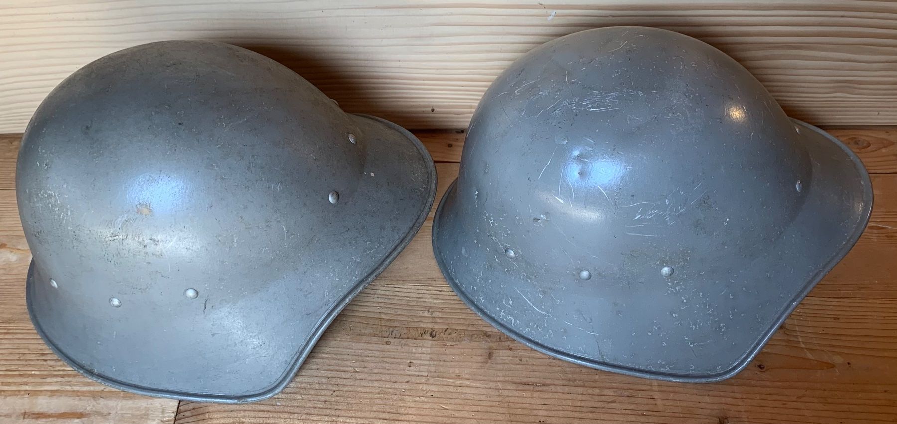 Schweizer Armee Uniformi & Effetti personali: 2 Helme vom Zivilschutz – Usato da Goldingen venduto da Bergler012 4