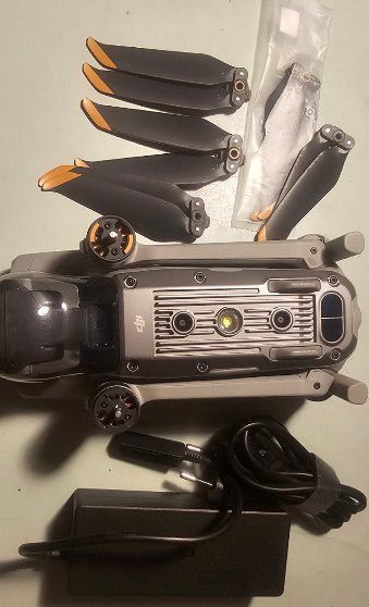 DJI RC Modellbau: DJI Air 2S drone 5k with bag – Gebraucht aus Geneve von T36 2