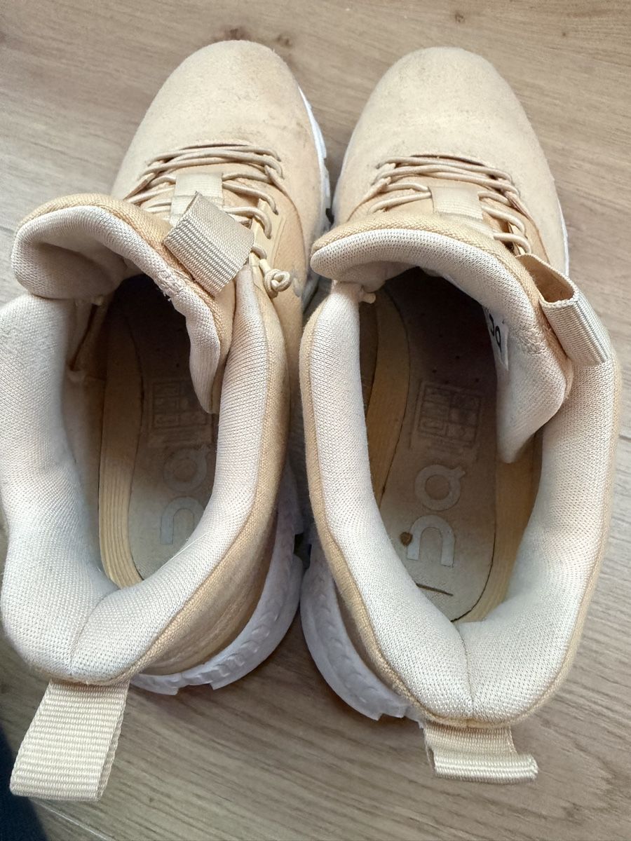 On Chaussures femmes: On chaussures t39 – D'occasion à La Sagne VD par jeliquidetout 3