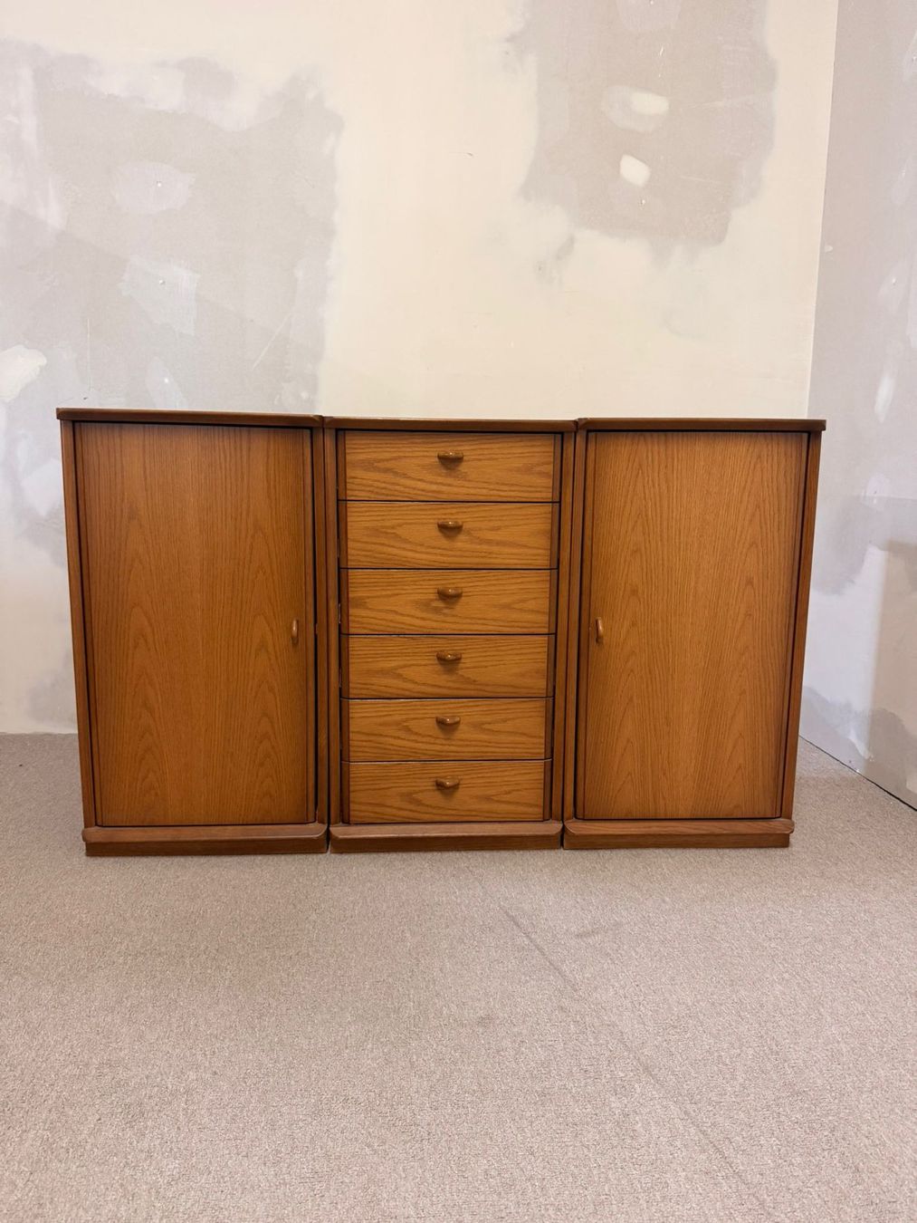 Cassettiere: 3 tlg. Mid Century Eiche Kommode Sideboard Schweizer Produkt – Usato da Rickenbach ZH venduto da Der-Insider 4