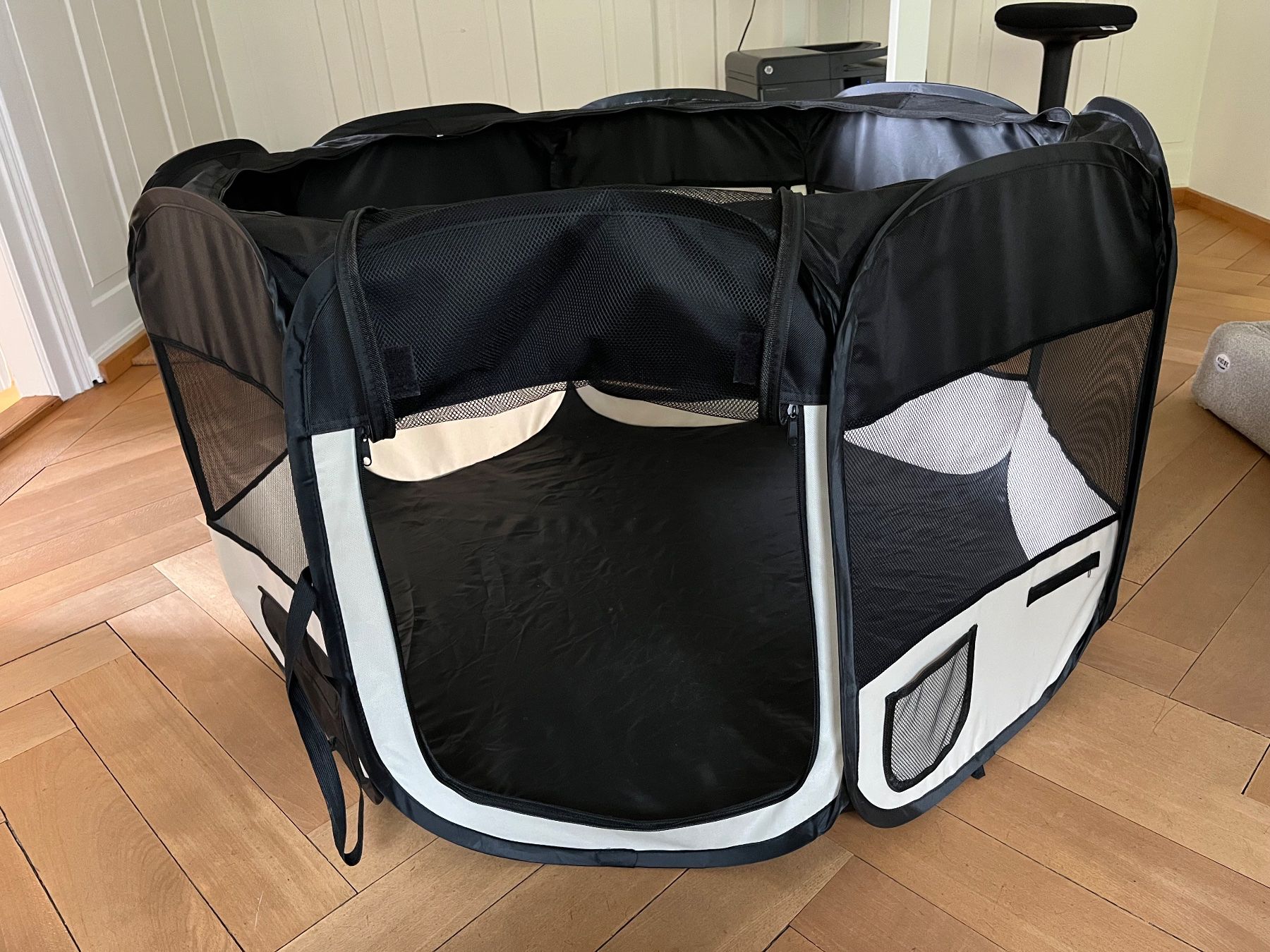 Box & Barriere di sicurezza: Tierlaufstall aus Polyester – Usato da Winterthur venduto da mirj02 1