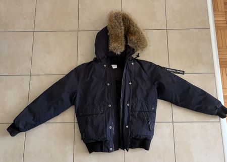 Veste The Kooples X Sport noire avec capuche et fourrure