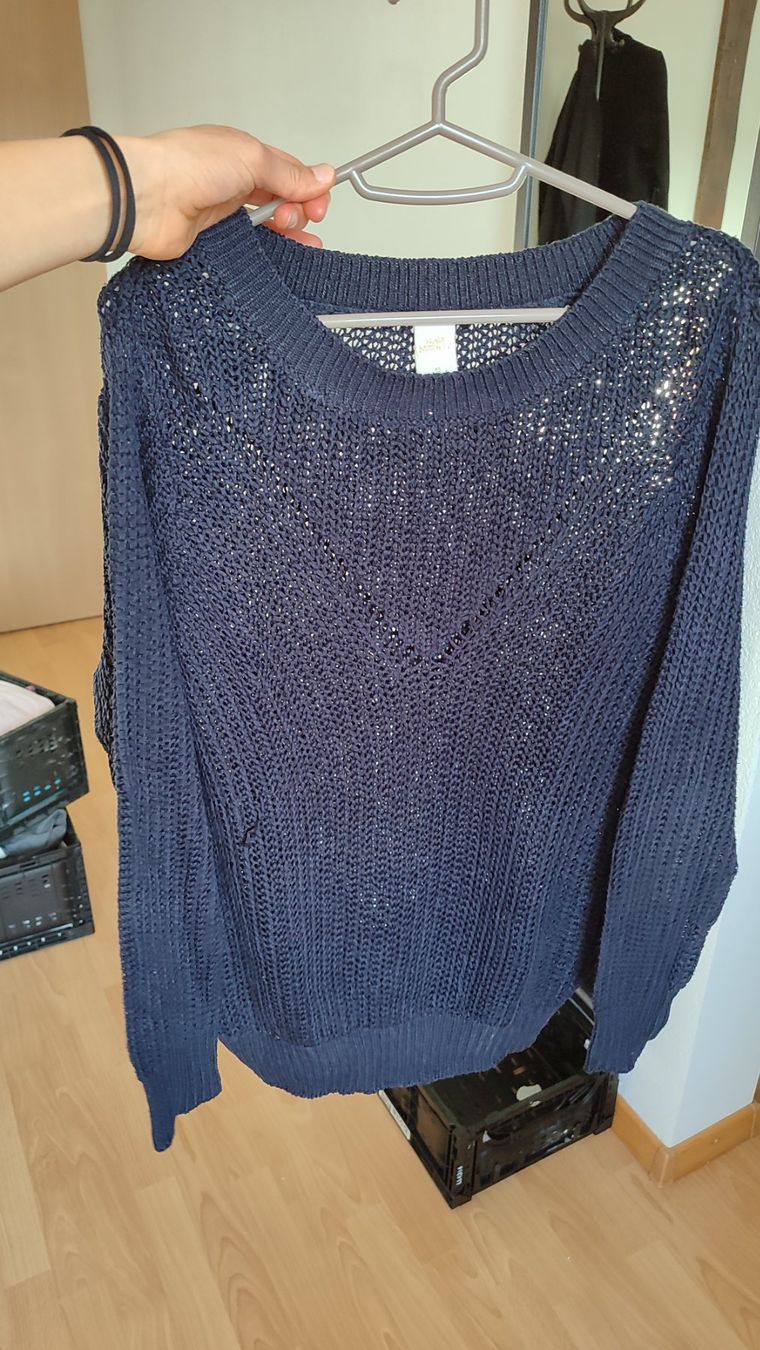 H&M Pulls & Sweat-shirts: Pullover, Gr. S-M, Set: 8 Stk. – Neuf (Voir description) à Zürich par nic_xm7s 9