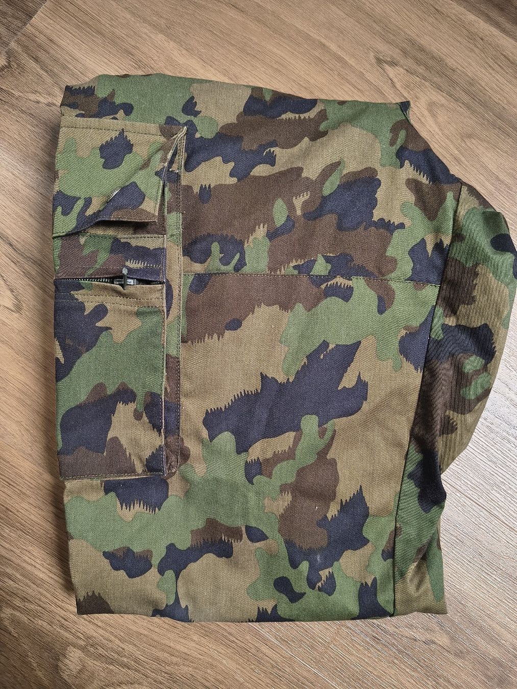 Schweizer Armee Uniformen: Pantalon taz 90 – Gebraucht aus Morens FR von John_Doe_1981 2