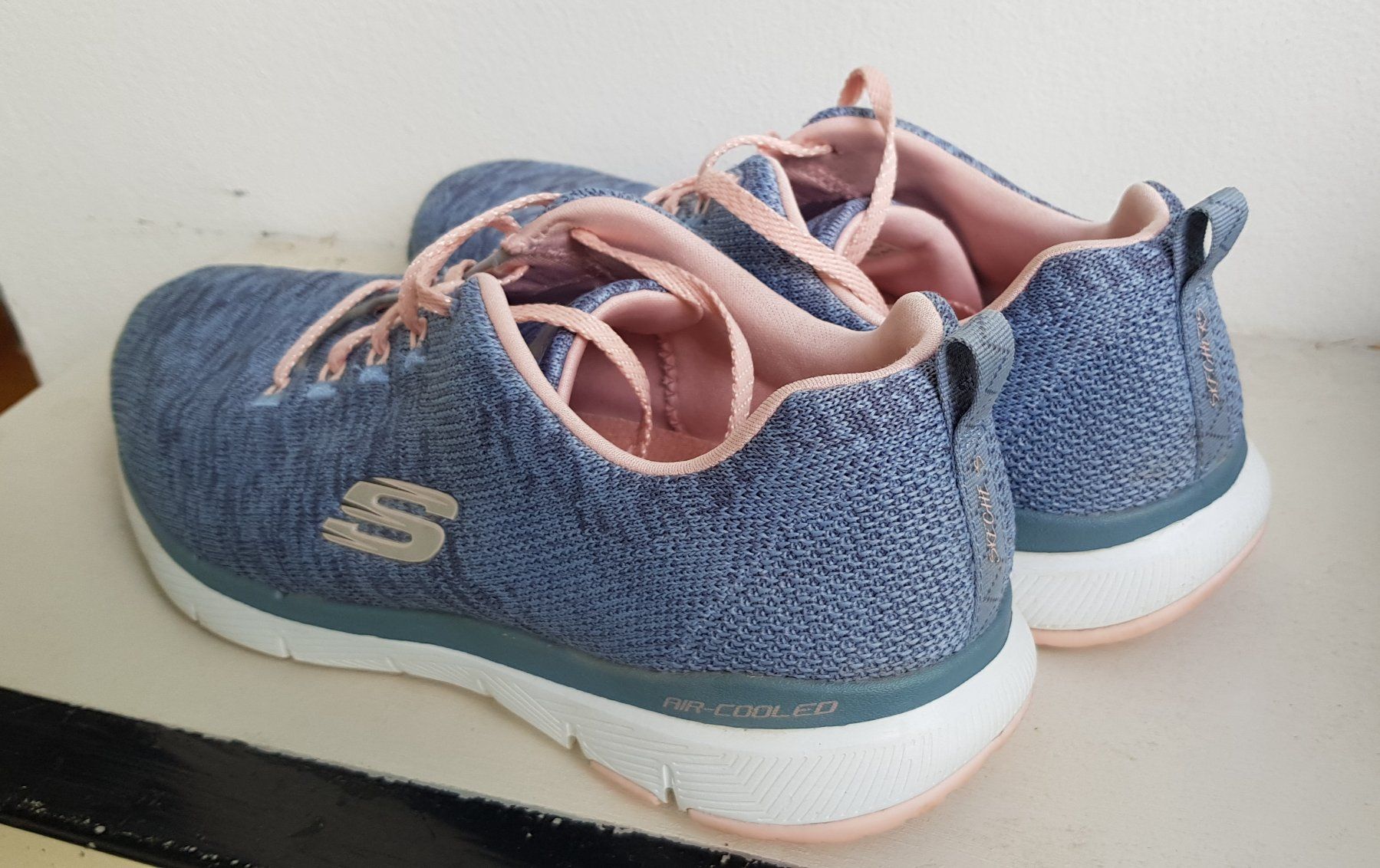 Skechers Damenschuhe: Skechers Damen-Sneakers, Grösse 40 – Gebraucht aus Bern von Lepidoptera11 3