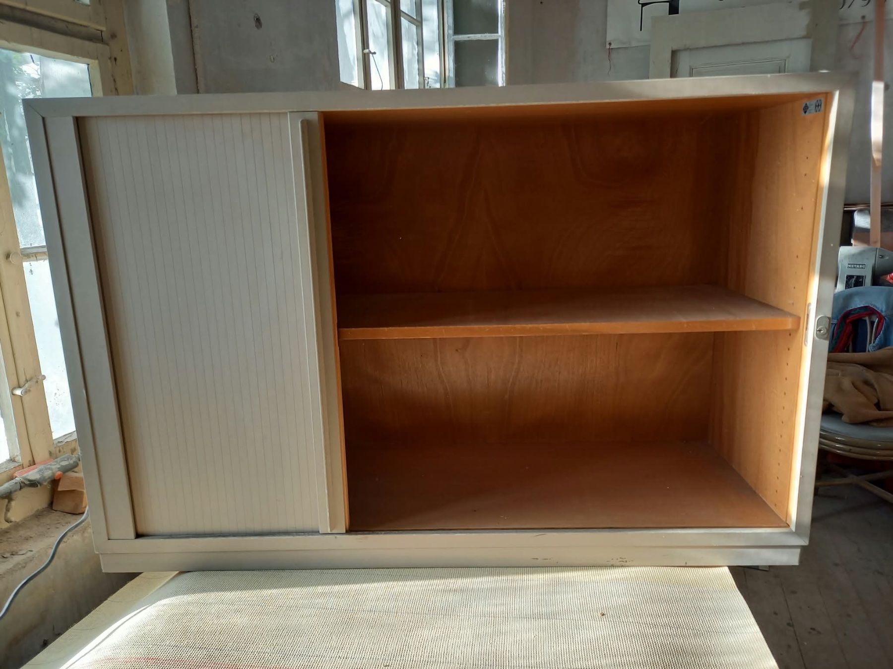 Armadi: Querrollladenschrank – Usato da Olten venduto da Passiflo