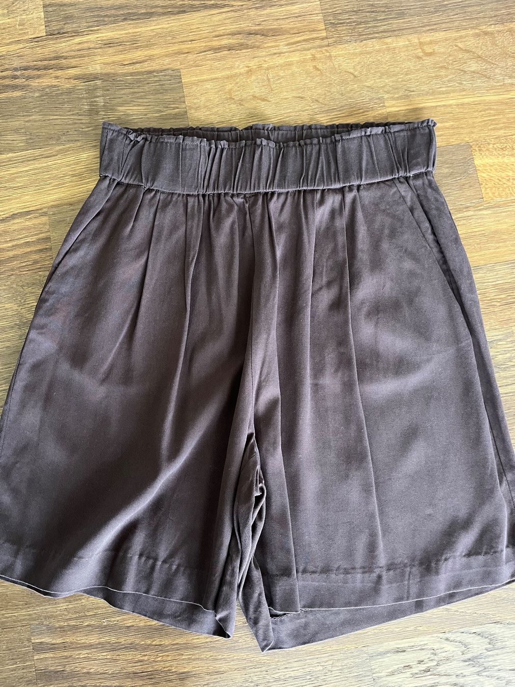 Lotti di vestiti: Kleiderpaket 2 Shorts H&M Grösse M – Nuovo (secondo la descrizione) da Zollikofen venduto da spunk65 4