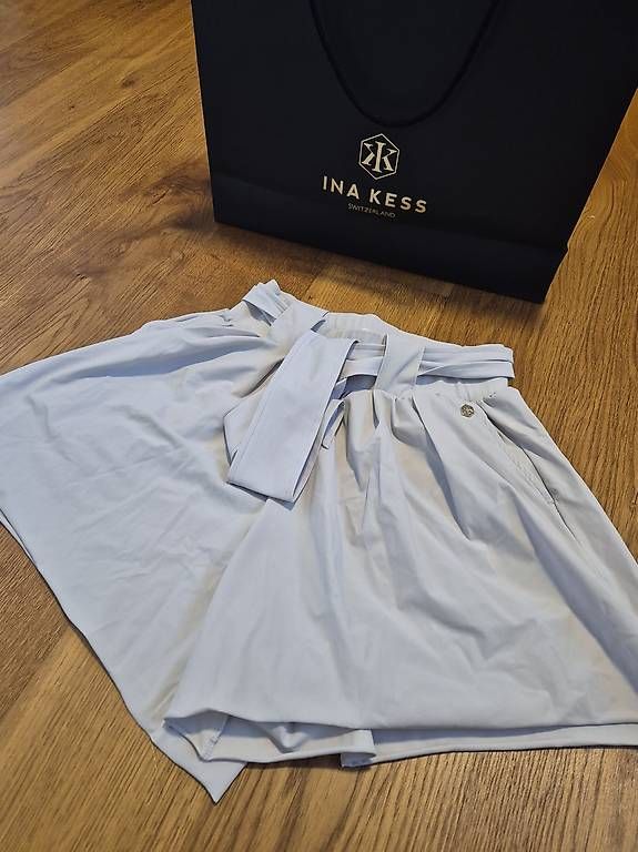 Ina Kess Pantaloni: Ina Kess Shorts, vorgänger Libre Shorts – Usato da Feusisberg venduto da cts_55rn
