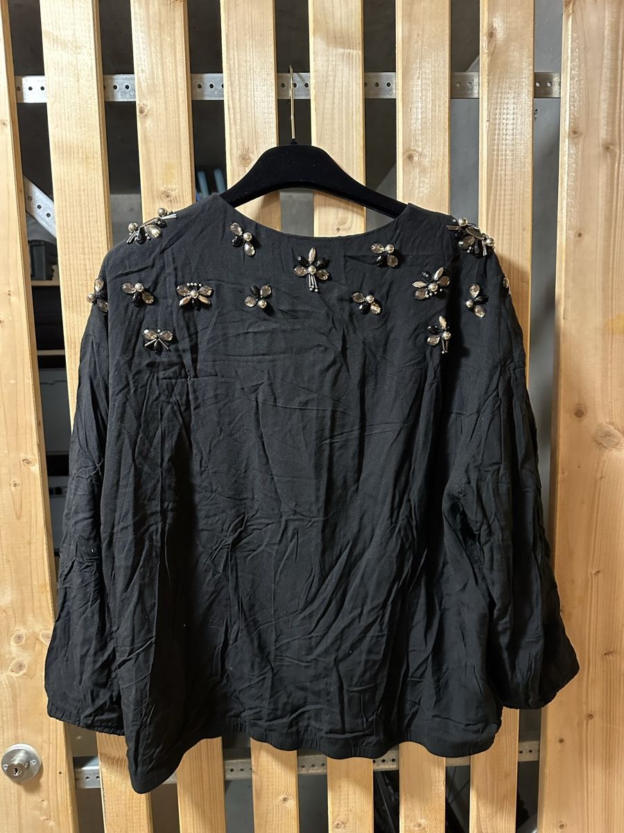 H&M Giacche: Dünne Bomberjacke, Gr.44 – Usato da Uster venduto da staernli4 3