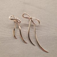 Boucles d’oreilles COS, revêtement argent