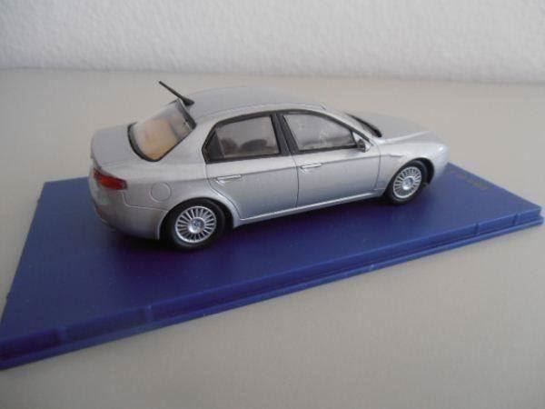 Alfa Romeo Modellini d'auto: Alfa Romeo 159 2005 , M4 , silber, 1:43 – Nuovo e nell'imballaggio originale da Goldach venduto da Feivel9 4