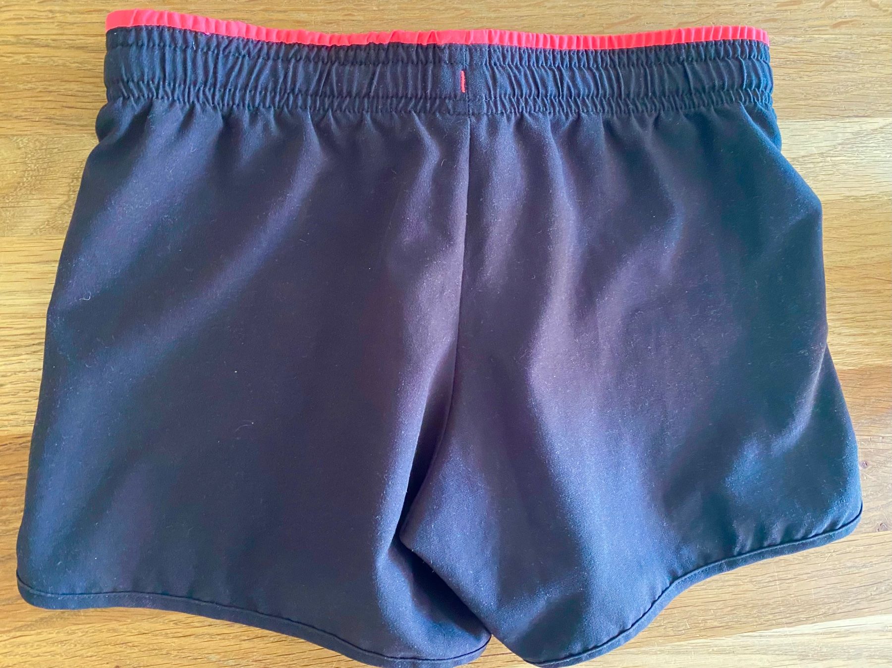 Hosen: Mädchen-Shorts, 140/146cm, BRIEF – Gebraucht aus Bassersdorf von jgo_9mfk 1