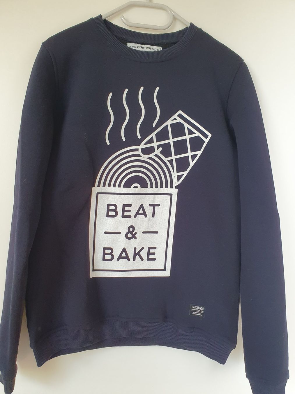 Maglioni & Felpe: Pullover Hard Lunch "Beat & Bake" Grösse M dunkelblau – Nuovo (secondo la descrizione) da Kloten venduto da Hektor44