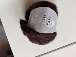 10 Knäuel Style Lang Yarns