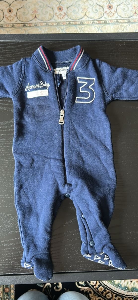 Pagliaccetti: Armani baby newborn body romper – Nuovo (secondo la descrizione) da Biel/Bienne venduto da zit_v5yc