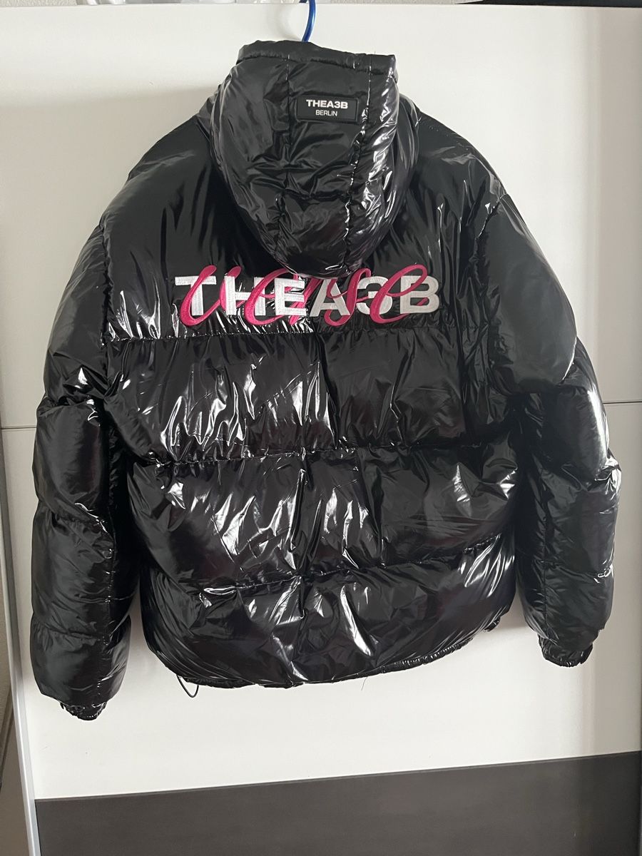 Jacken: THEA3B - shiny Puffer (Grösse XS) – Neu (gemäss Beschreibung) aus Visp von scallyuri 1
