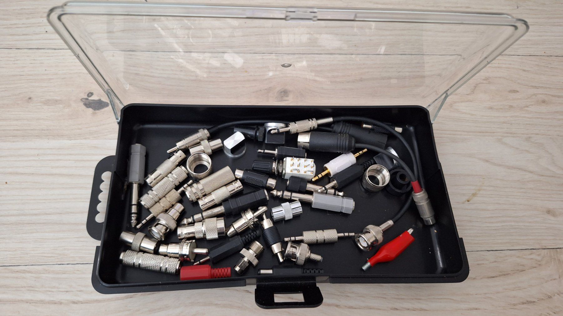 Unità & Adattatore: Audio Jack - Adapter - – Usato da Zürich venduto da raw_6mmc 3