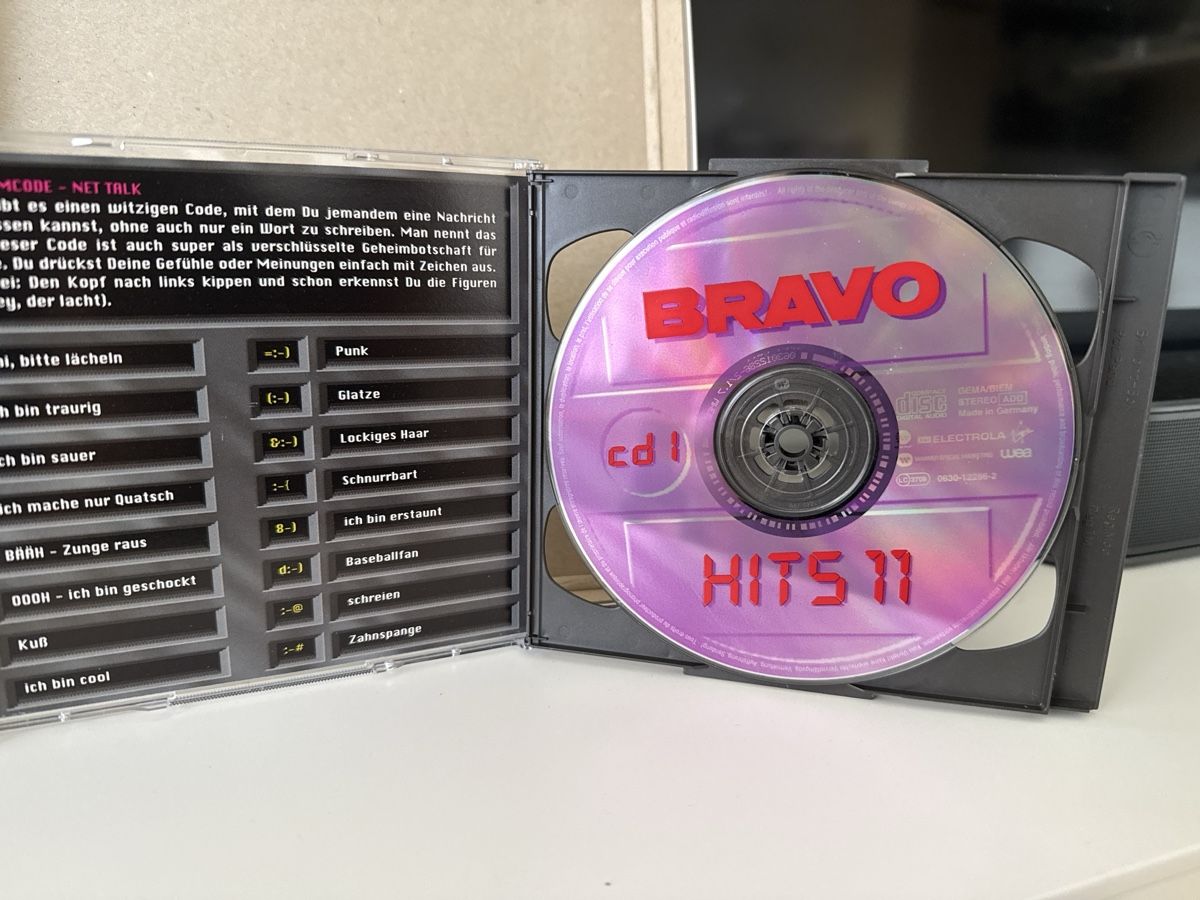CDs: CD "Hits 77." 2 CDs gebraucht – Neuf (Voir description) à Zuzwil SG par Boho-Style 3