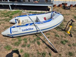 Schlauchboot mit div. Zubehör, in 4628 Wolfwil abzuholen