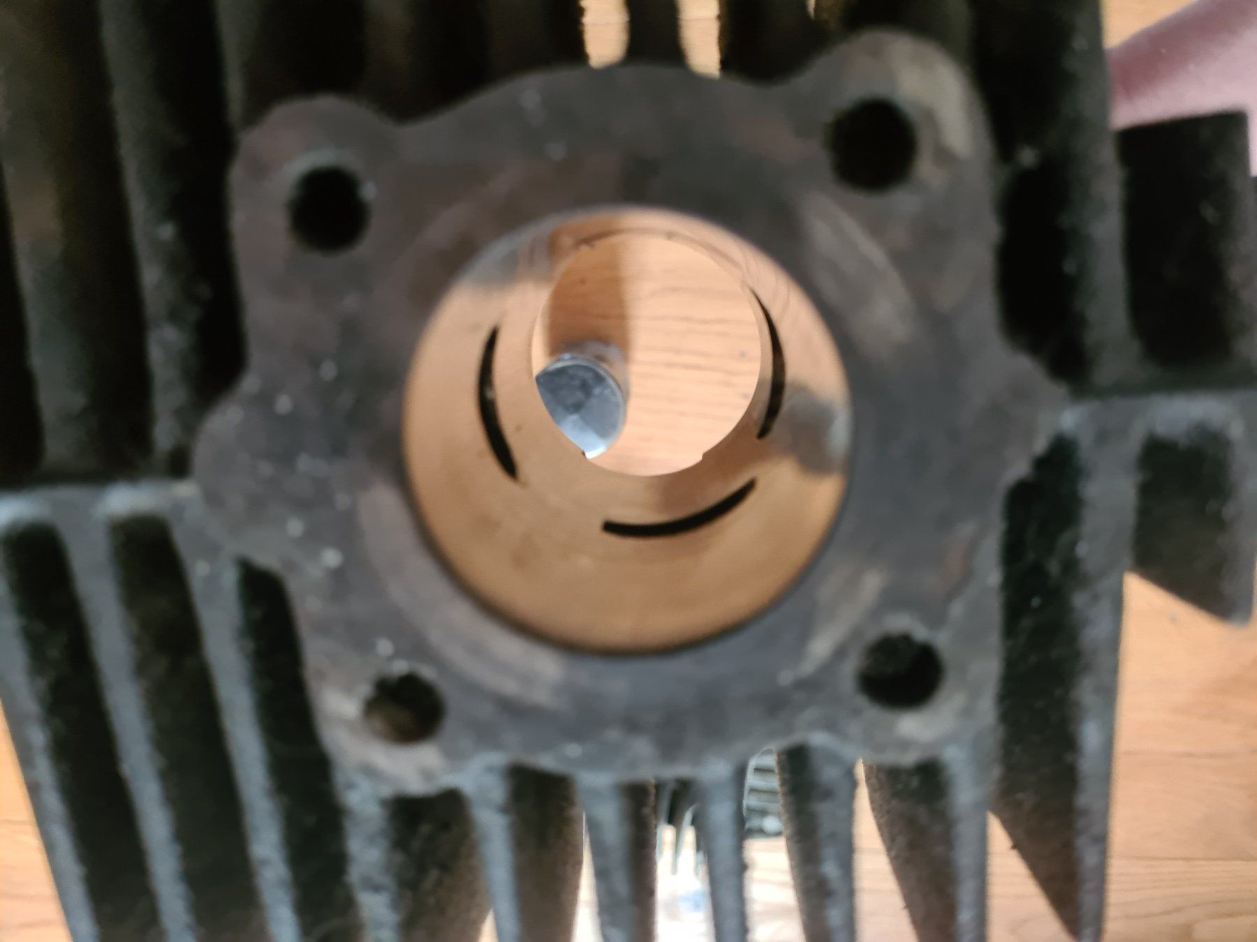 Puch Mofas: Zylinder Austria PUCH Original Guss mit Ansaug – Defekt aus frümsen von Sailem 3