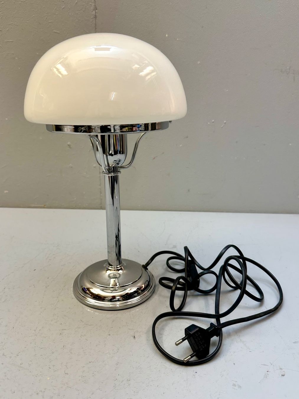 Lampen: TISCHLAMPE AB 1.-!!! – Gebraucht aus Zürich von NIKI777 3
