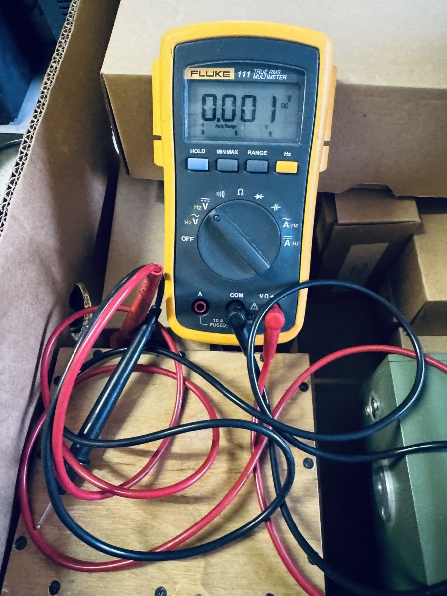 Technique de radiocom: Fluke 111 Multimeter – D'occasion à Sternenberg par Mcfraui 2