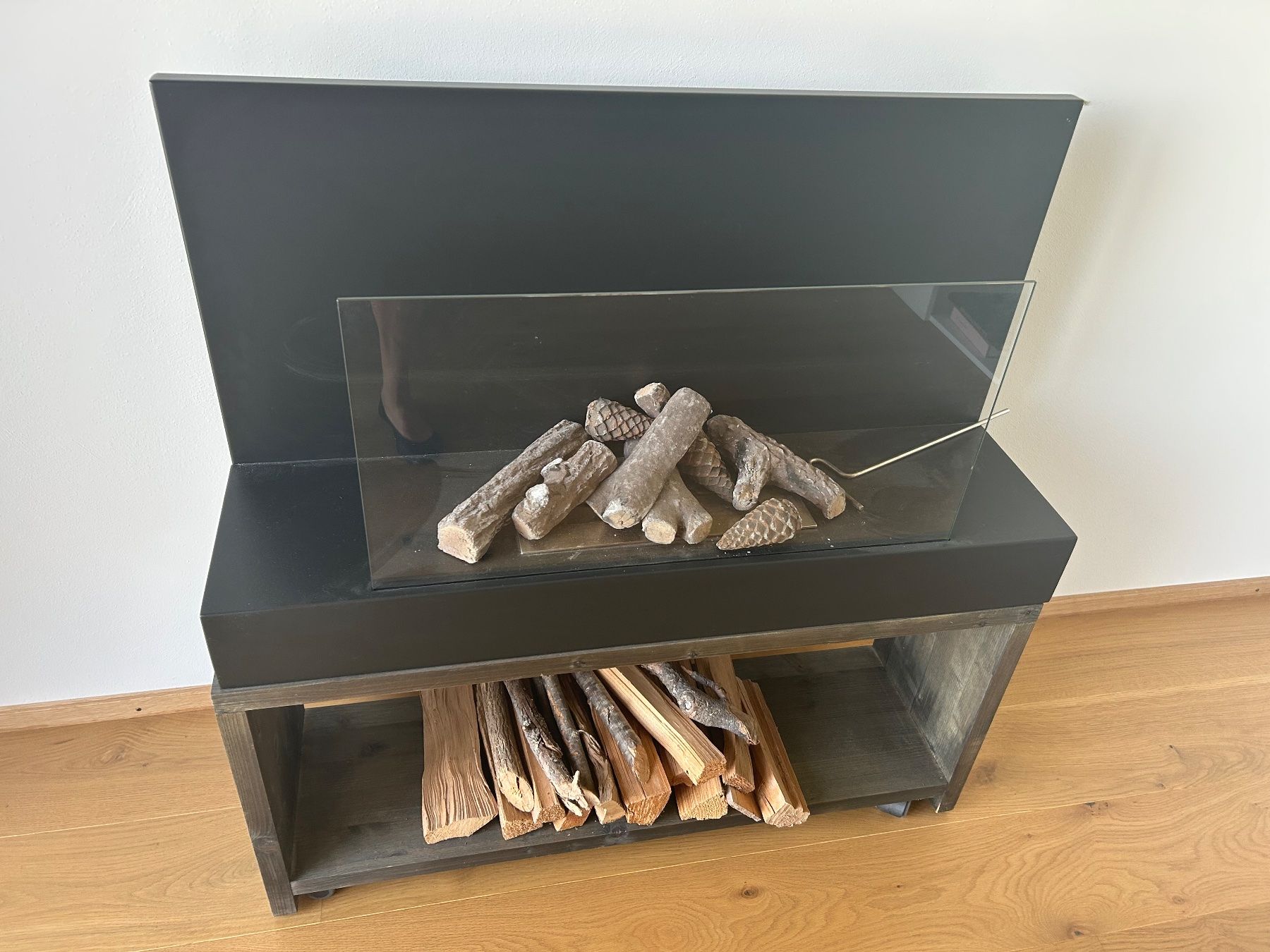 Cheminée: Deko-Kamin mit echtem Feuer – Gebraucht aus Schenkon von portmaka 3