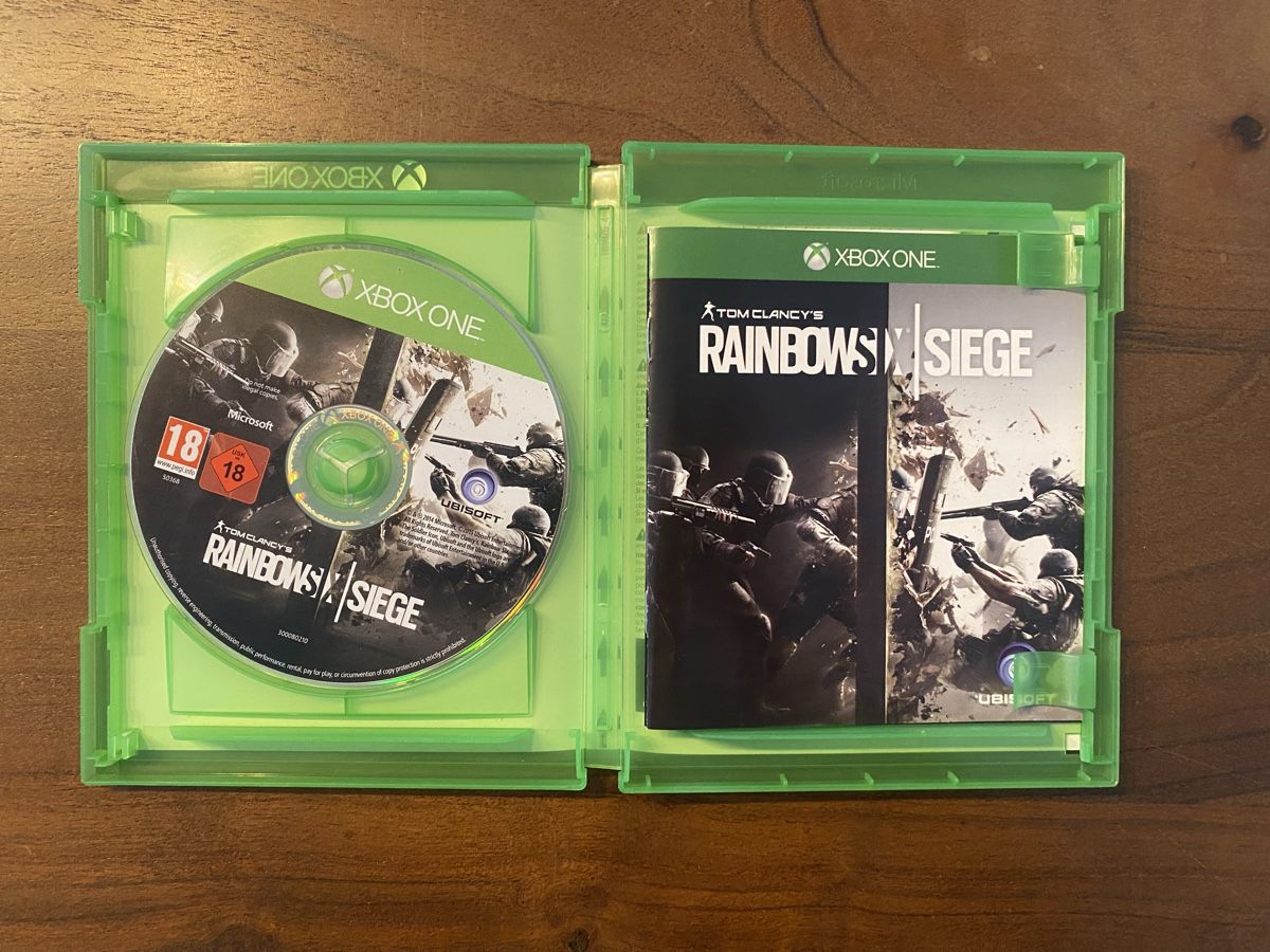 Microsoft Giochi: Tom Clancy's Rainbow Six Siege für Xbox One – Usato da Thunstetten venduto da Virus_33 1