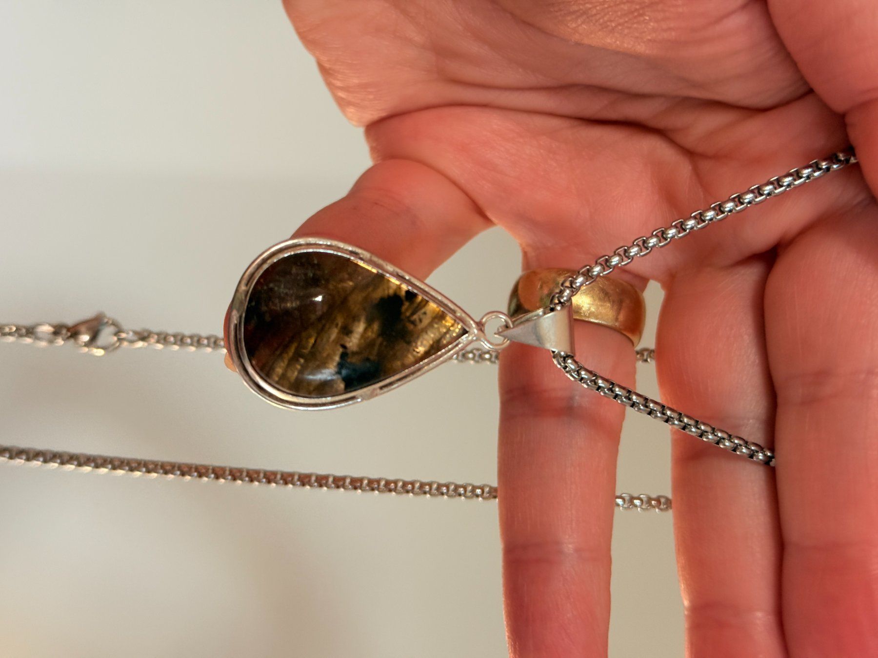 Catenine: Collier Labradorite - Élégant et unique – Nuovo e nell'imballaggio originale da Genève venduto da AGBERG 2