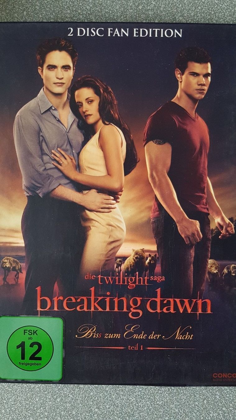 Alle DVDs: DVD Twilight Breaking Dawn / 2 Disc Fan Edition – Gebraucht aus Oetwil am See von fineli2