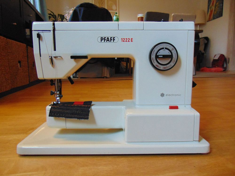Nähmaschine PFAFF 1222E, mit IDT, ab Service, 6 Mo. Garantie Kaufen