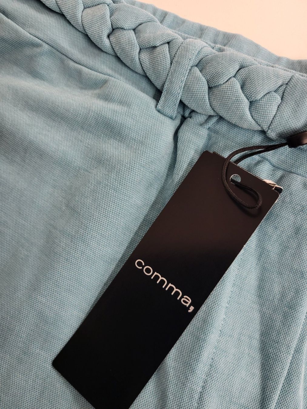 Comma Pantaloni: Comma,Bermuda,Neu,Gr.40,24.90 statt 79.90 – Nuovo e nell'imballaggio originale da Avenches venduto da FashionFactoryOutlet 1