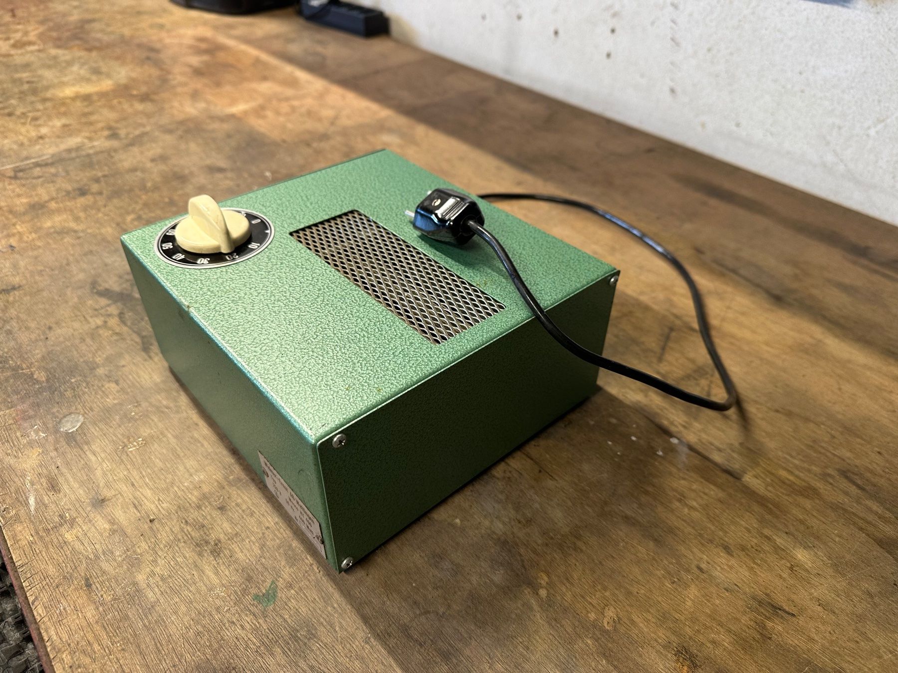 Radiatori: Vintage Heizgerät Swissmade – Usato da Altendorf venduto da rke_9t9y 2